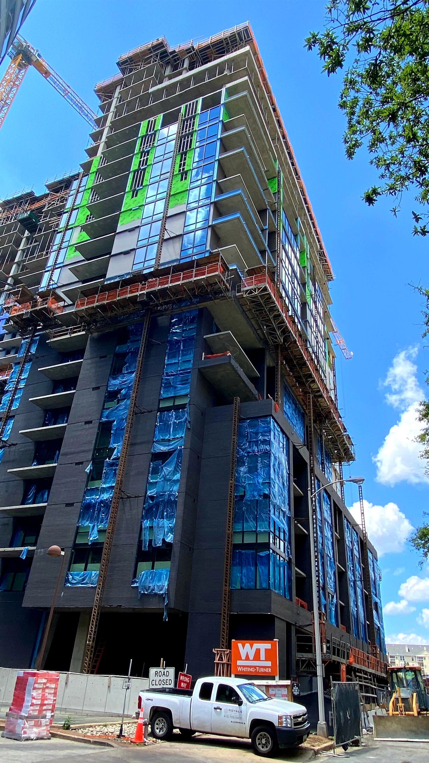 West Rosslyn North & South Tower Apartments